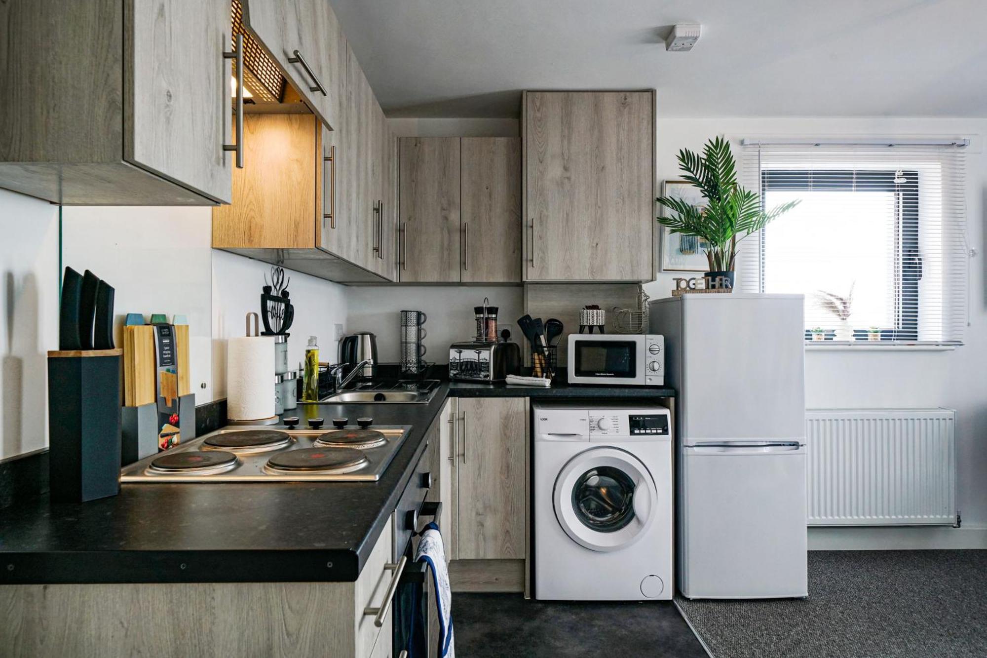 One And Two Bed Apartments Slough Near Heathrow Colnbrook Exteriér fotografie