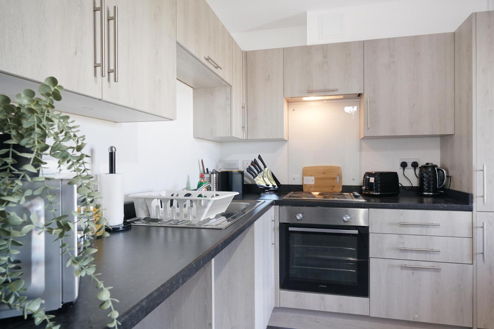 One And Two Bed Apartments Slough Near Heathrow Colnbrook Exteriér fotografie