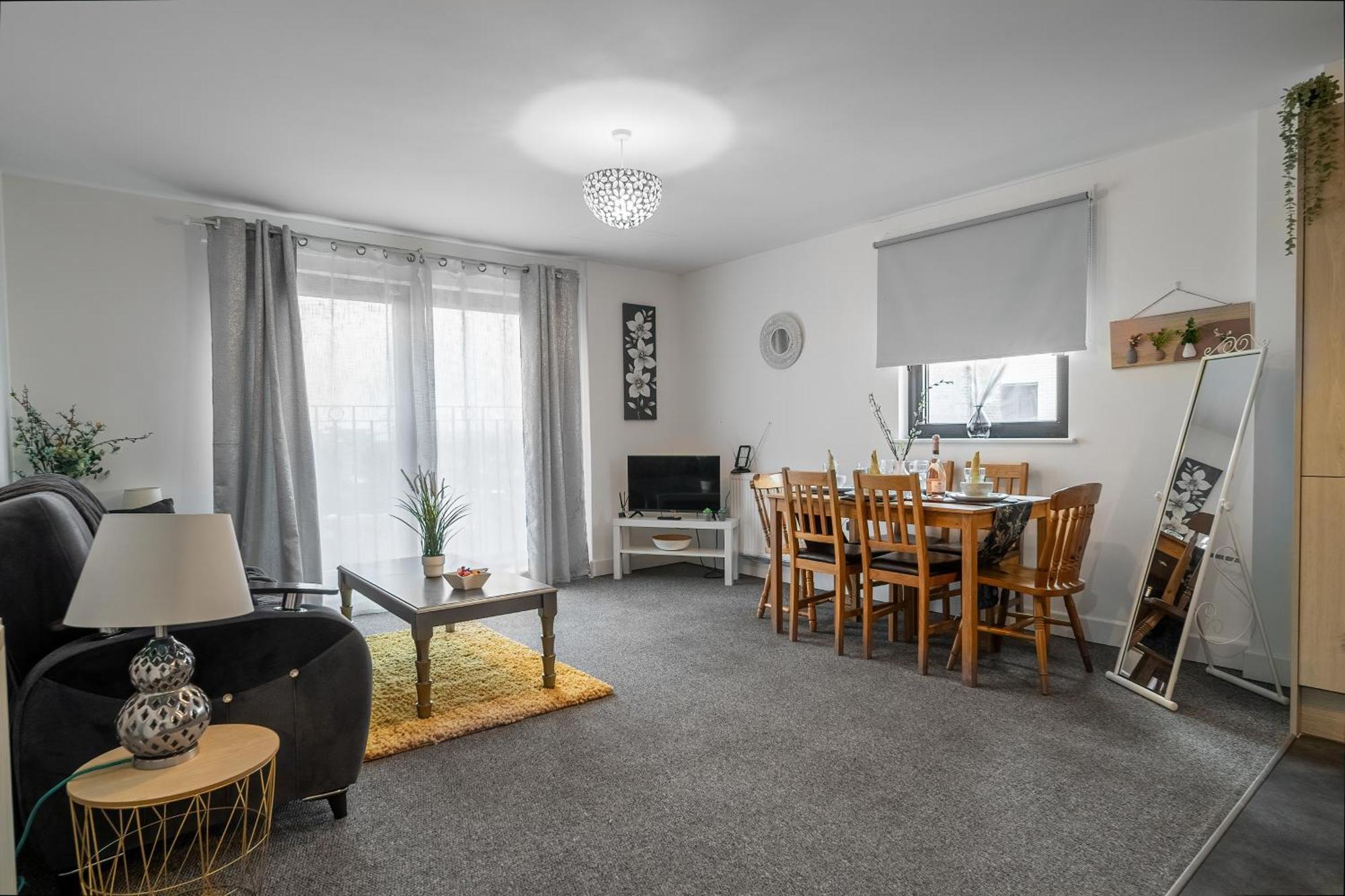 One And Two Bed Apartments Slough Near Heathrow Colnbrook Exteriér fotografie