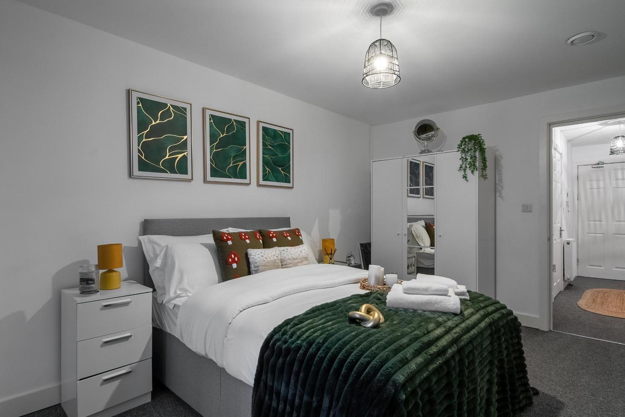 One And Two Bed Apartments Slough Near Heathrow Colnbrook Exteriér fotografie