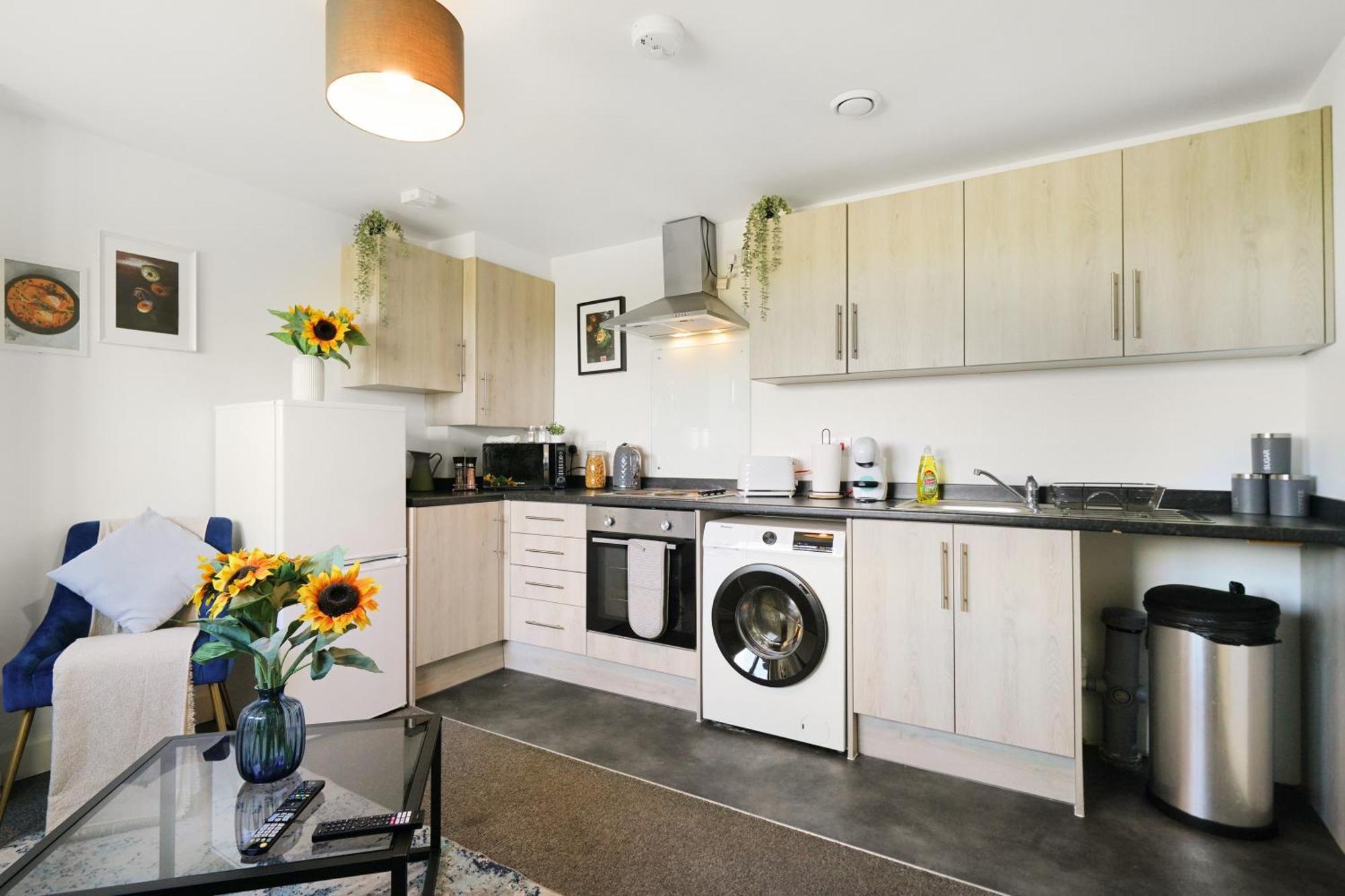 One And Two Bed Apartments Slough Near Heathrow Colnbrook Exteriér fotografie