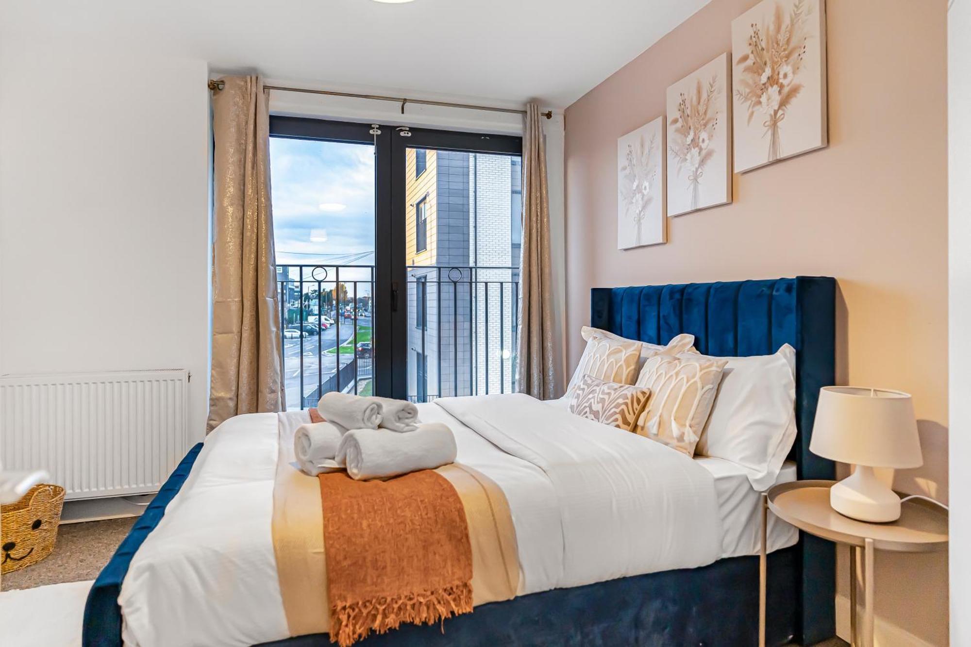 One And Two Bed Apartments Slough Near Heathrow Colnbrook Exteriér fotografie